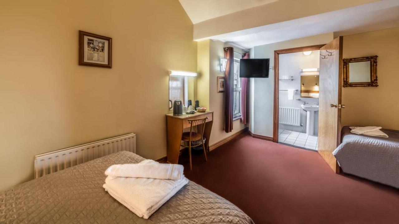 Holiday Hotel Galway Exteriér fotografie