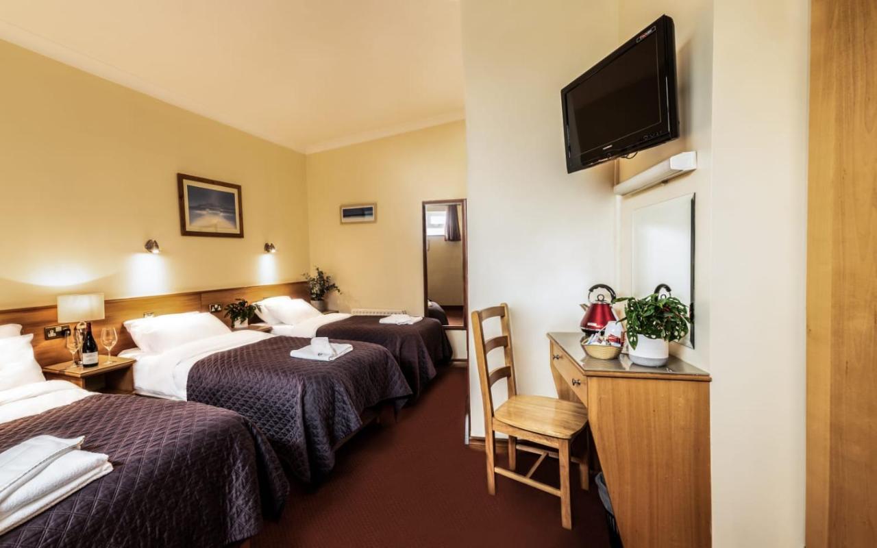 Holiday Hotel Galway Exteriér fotografie