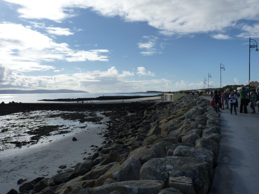 Holiday Hotel Galway Exteriér fotografie