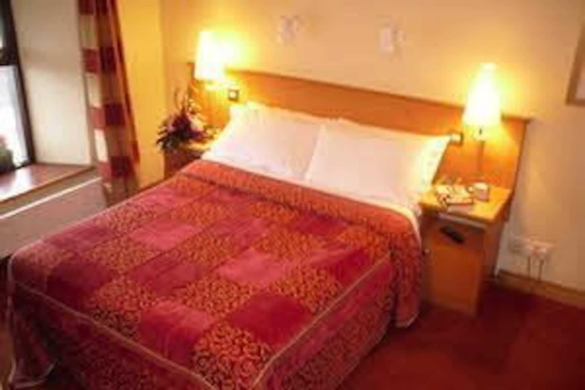 Holiday Hotel Galway Exteriér fotografie